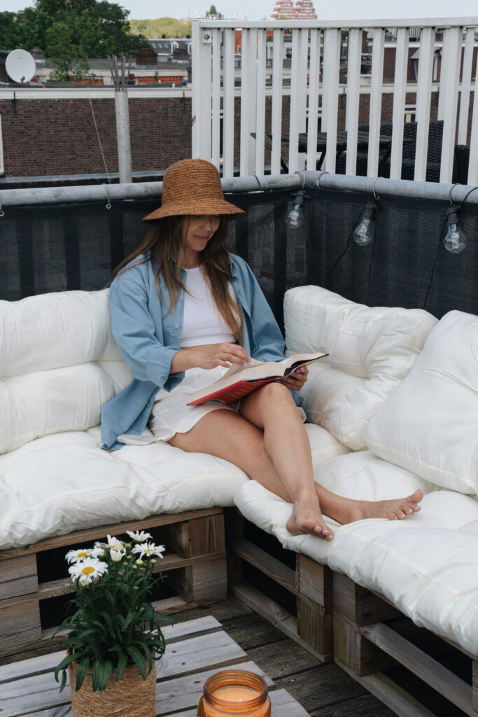 A Conscious Guide to Embracing the Sun