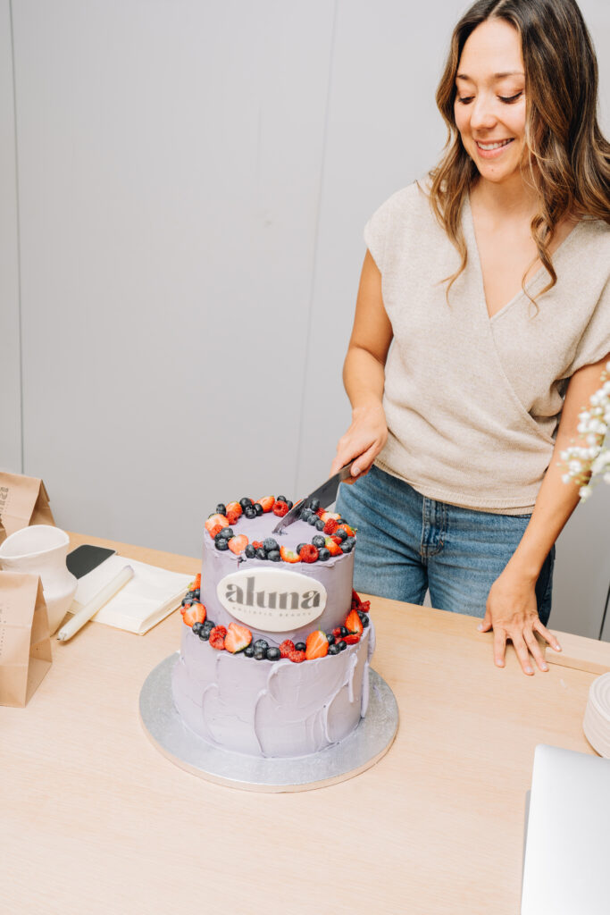 Aluna community gathering